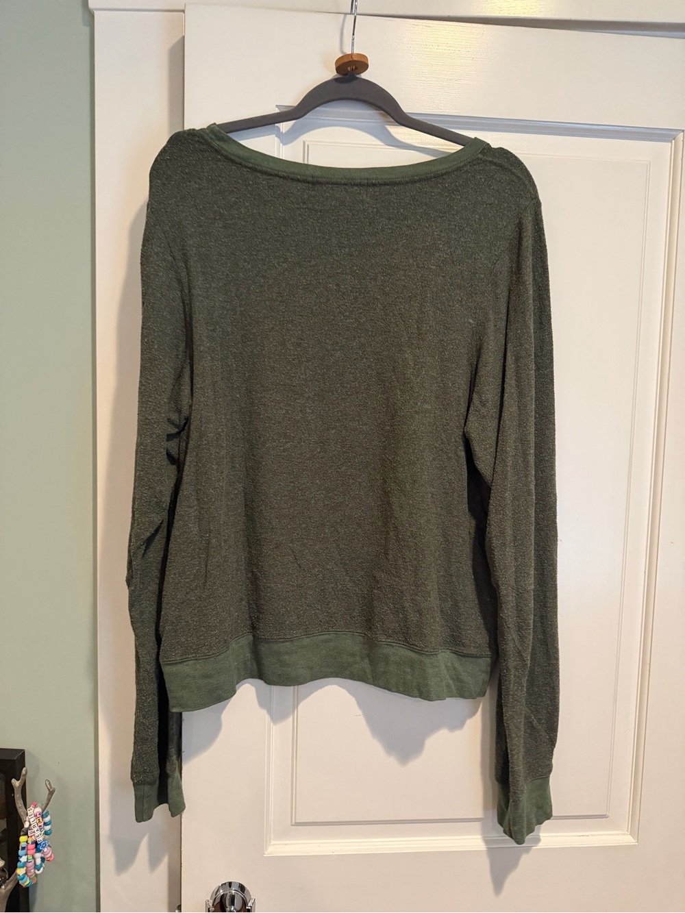 Wildfox Olive Green Crewneck Lightweight Sweater - Picture 2 of 3